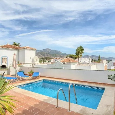 Villa Punta Lara,